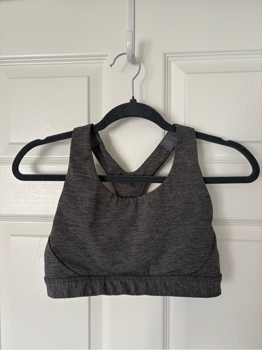 Athleta Gray Heather Racerback Sports Bra Women’s Small Medium Support Athletic